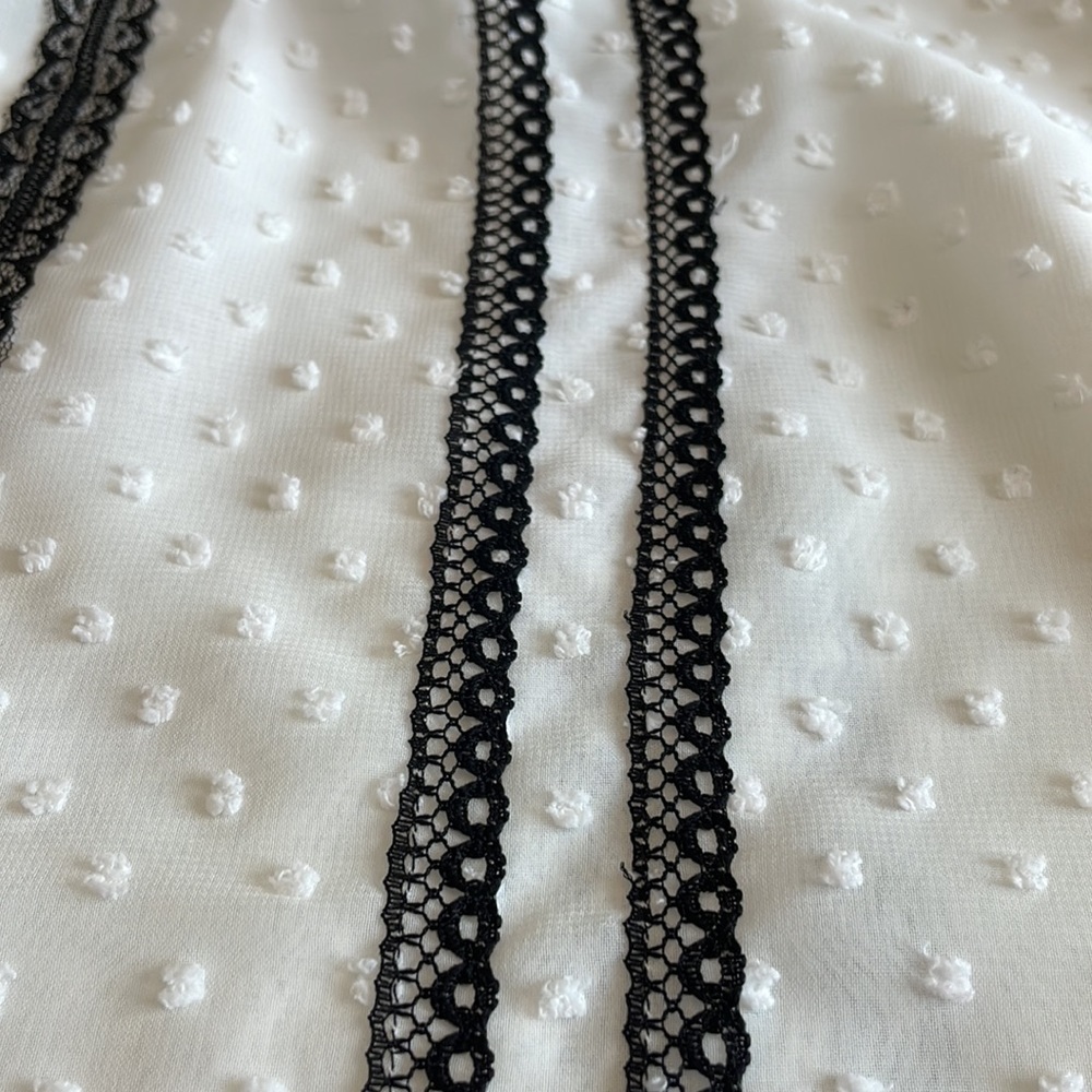 Cleo Petite White Swiss Dot Blouse NWT
♥️🛍️ - Picture 7 of 8